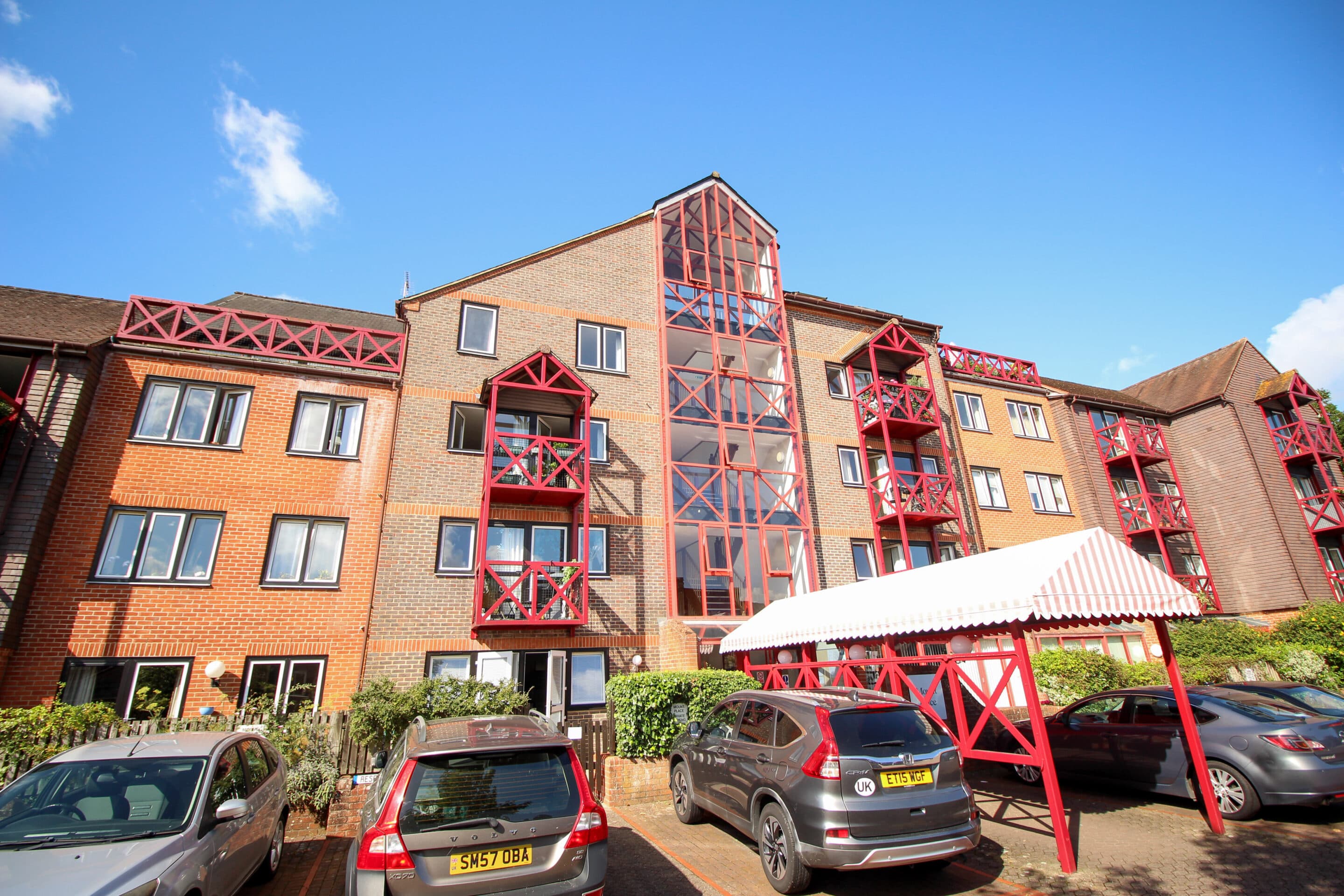 Flat 36, Mount Place The Mount, Guildford, Guildford, GU2 4HU