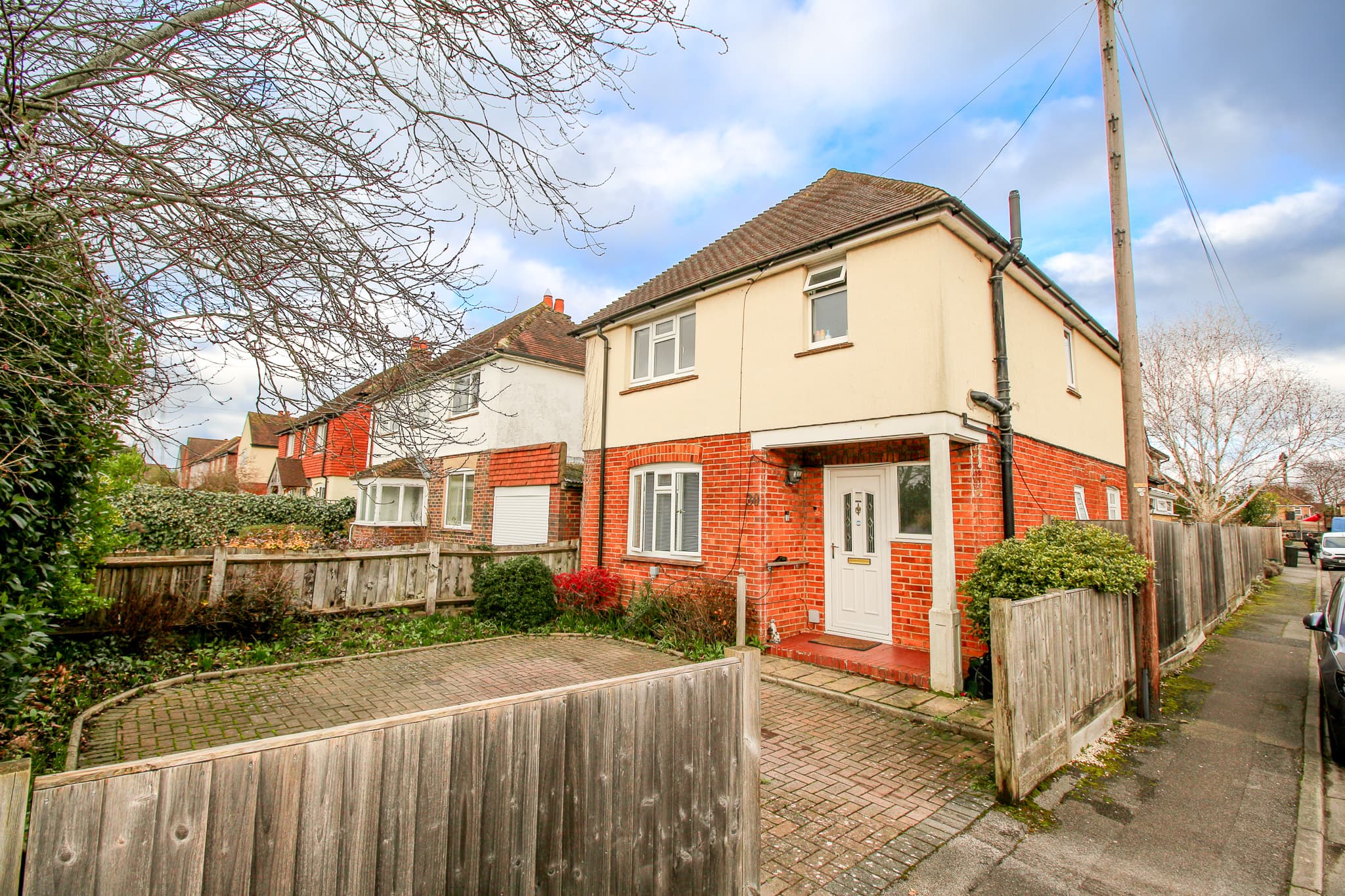 Bourne Road, Godalming, Godalming, GU7 3NL