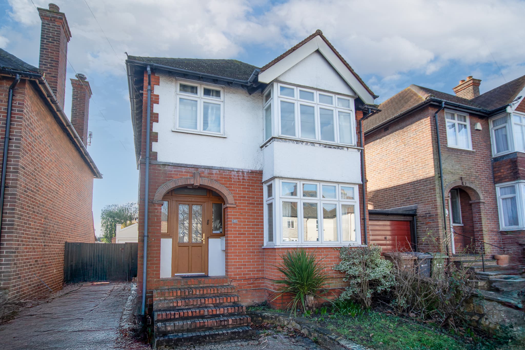 Worplesdon Road, Guildford, Guildford, GU2 9RT
