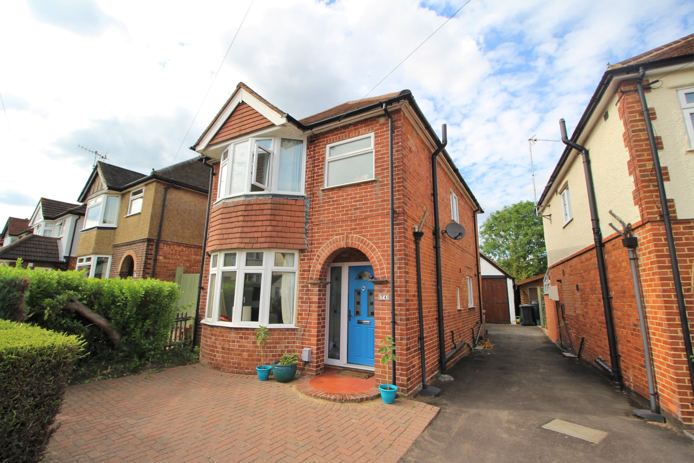 Sheepfold Road, Guildford, Guildford, GU2 9TU