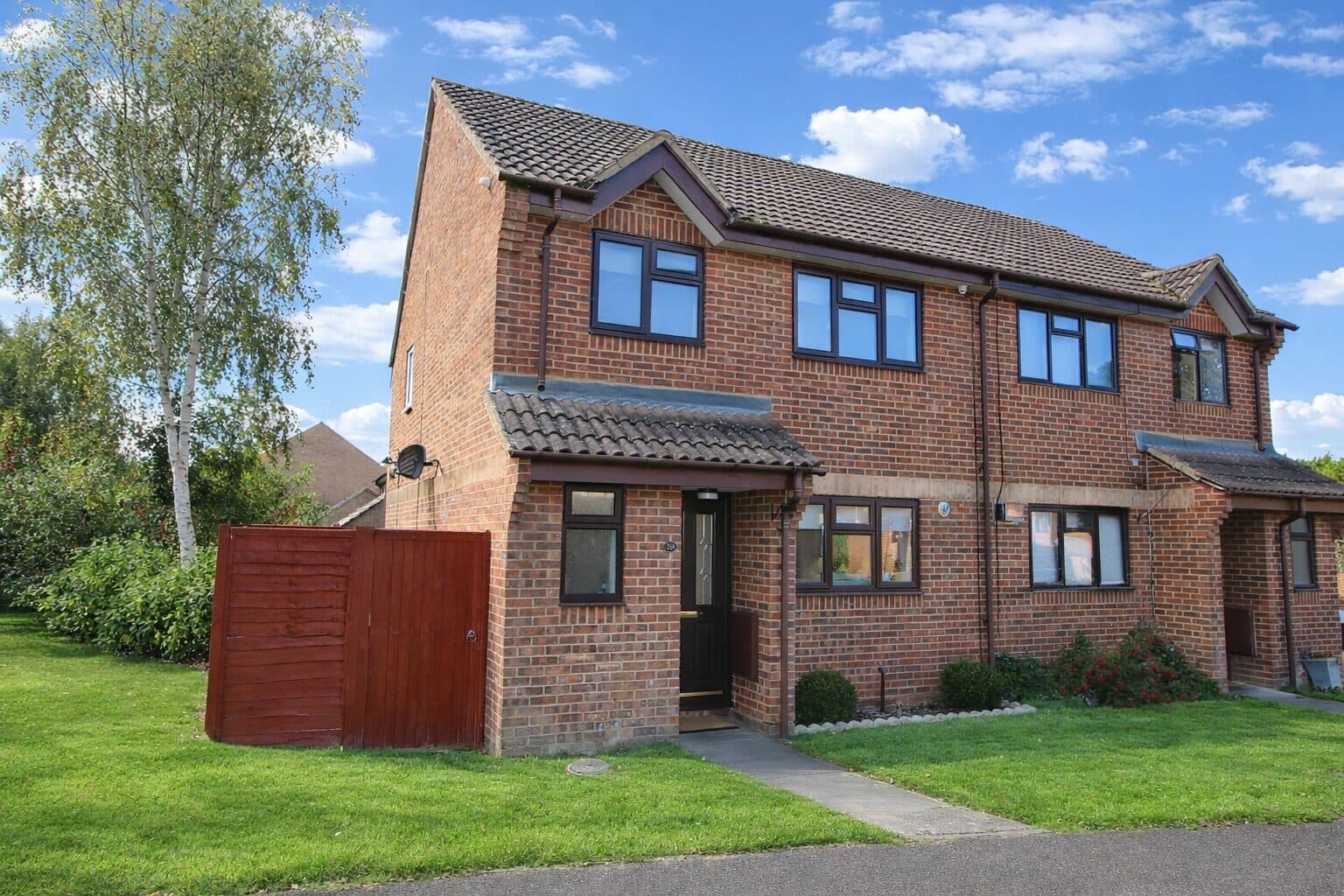 Tarragon Drive, Guildford, Guildford, GU2 9GP