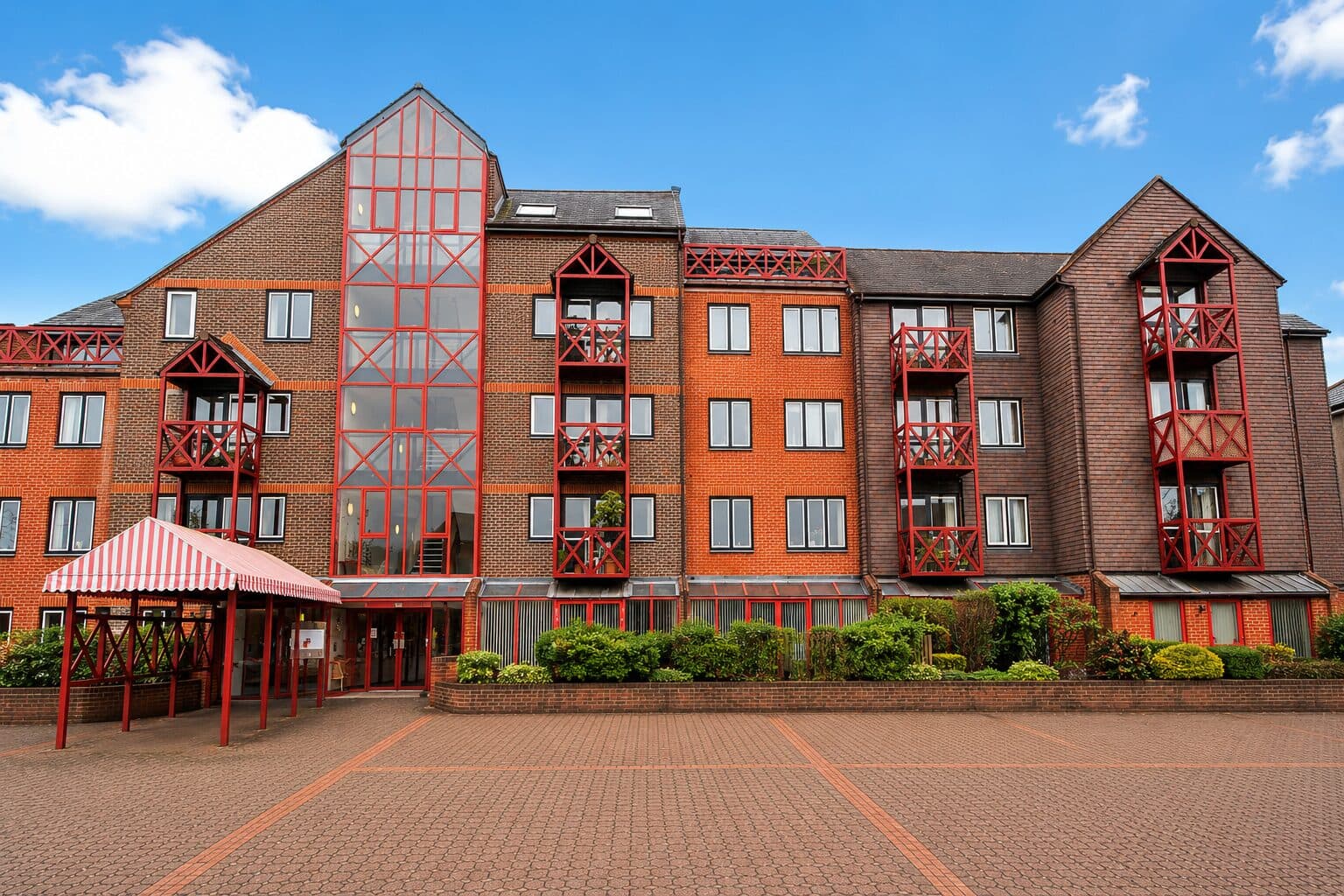 Flat 7, Mount Place The Mount, Guildford, Guildford, GU2 4HU
