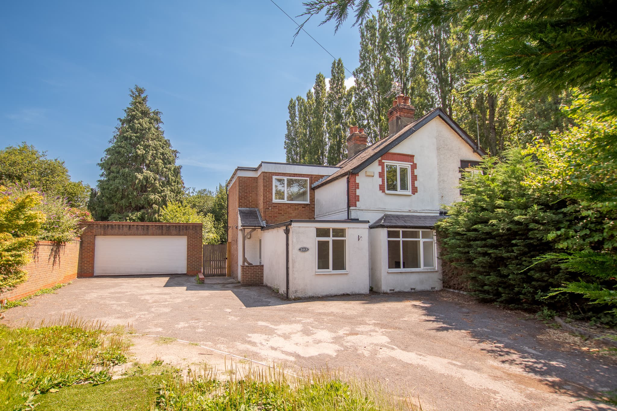 Queens Road, Bisley, Woking, Woking, GU24 9AX