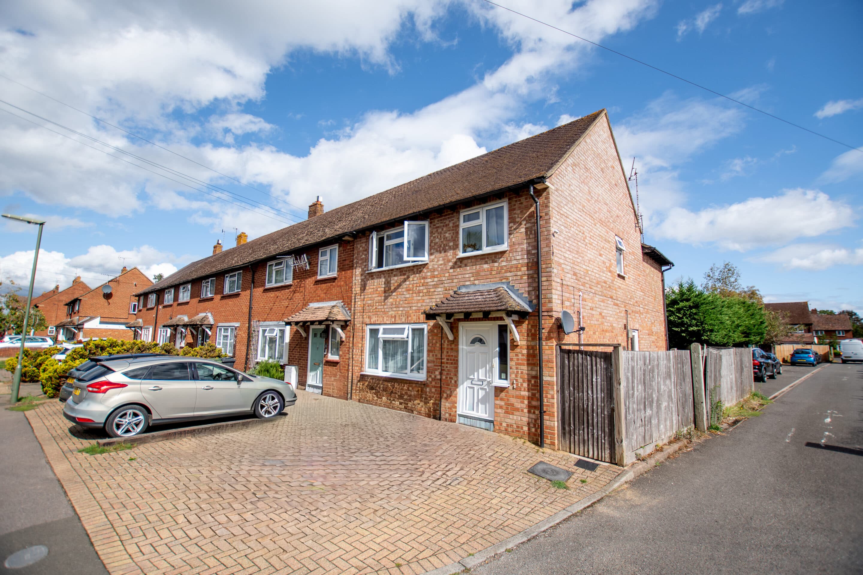 4a Hornbeam Road, Guildford, GU1 1LR